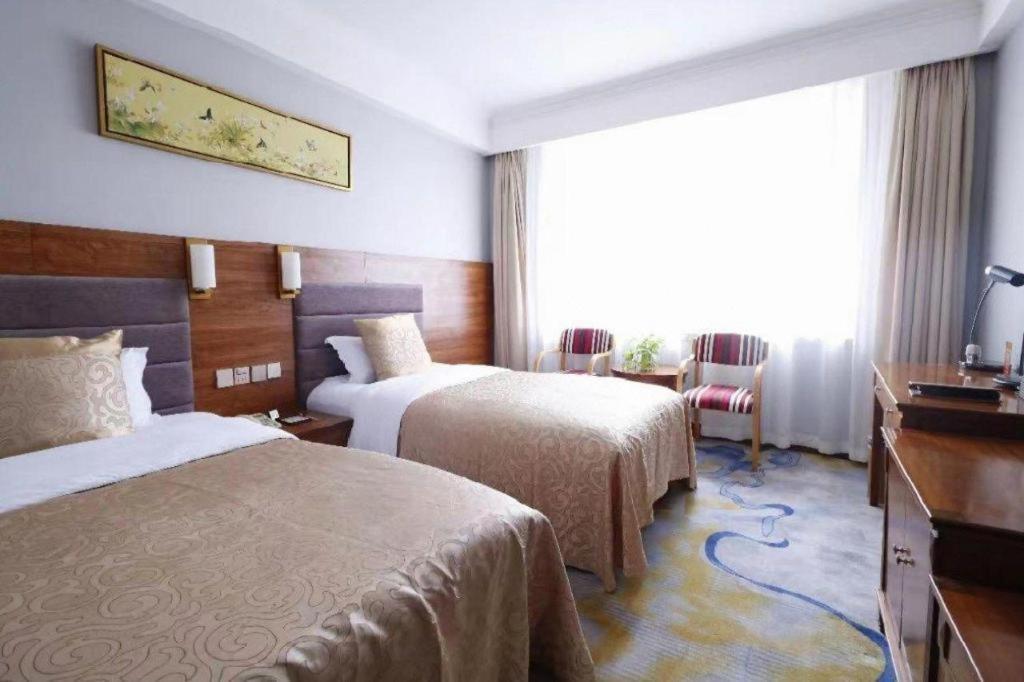 Qingdao Royal Garden Hotel Exterior foto